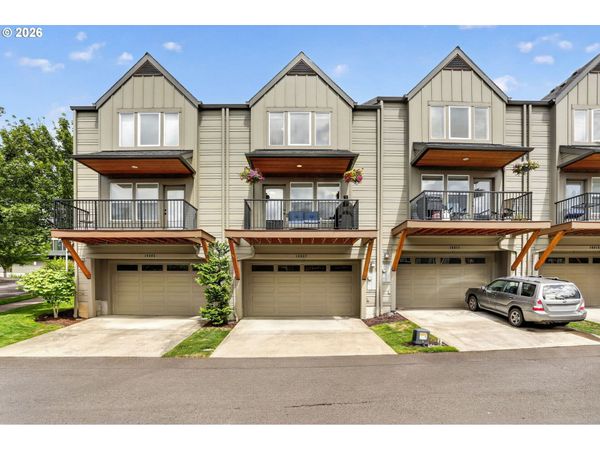 16807 CHAMPION WAY, Sandy, OR 97055