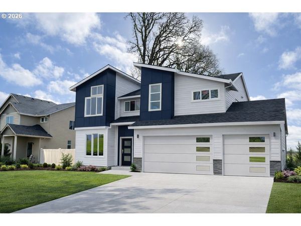 651 S 5th ST, Carlton, OR 97111