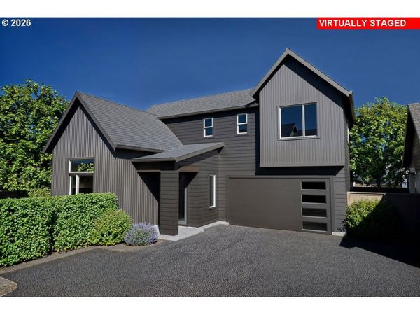 1311 E Luna ST, Newberg, OR 97132