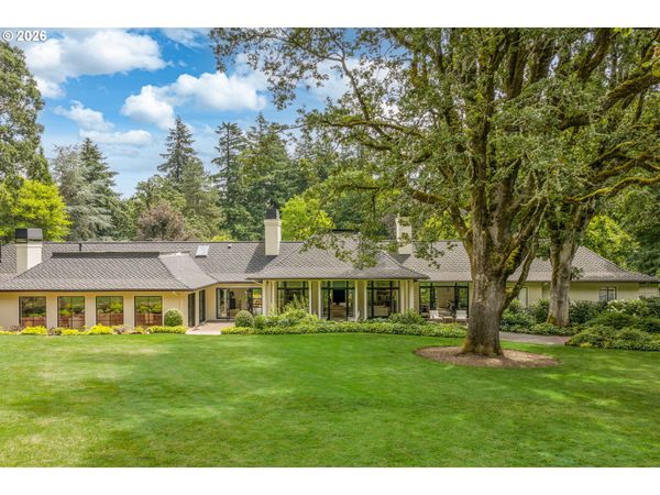 12727 S IRON MOUNTAIN BLVD, Portland, OR 97219