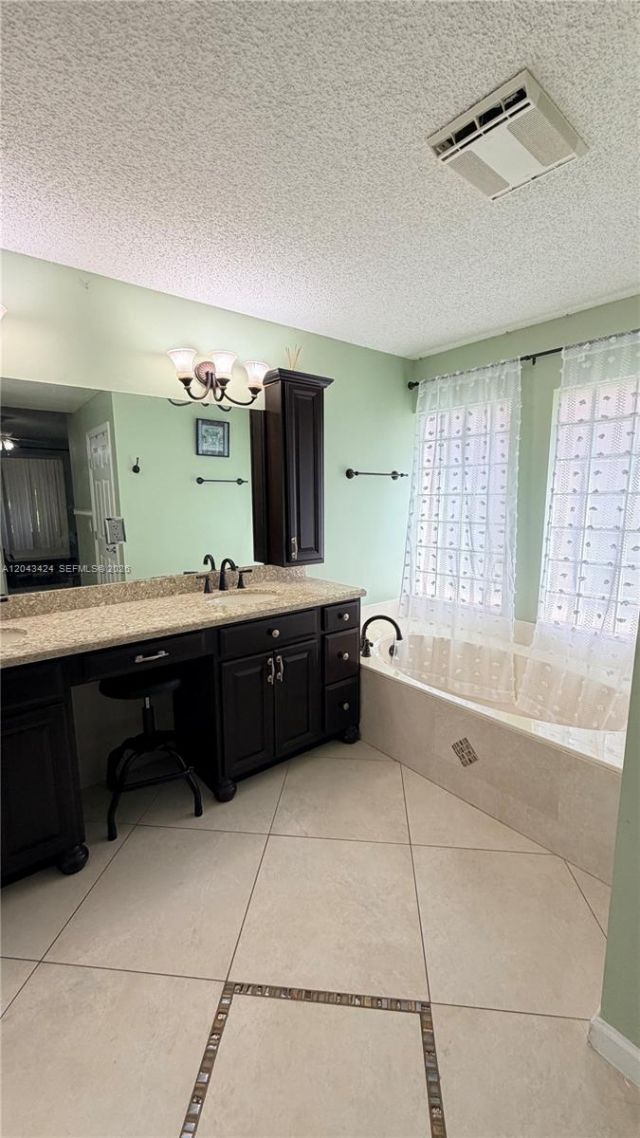 5569 NW 106th Dr, Coral Springs, FL 33076 Photo