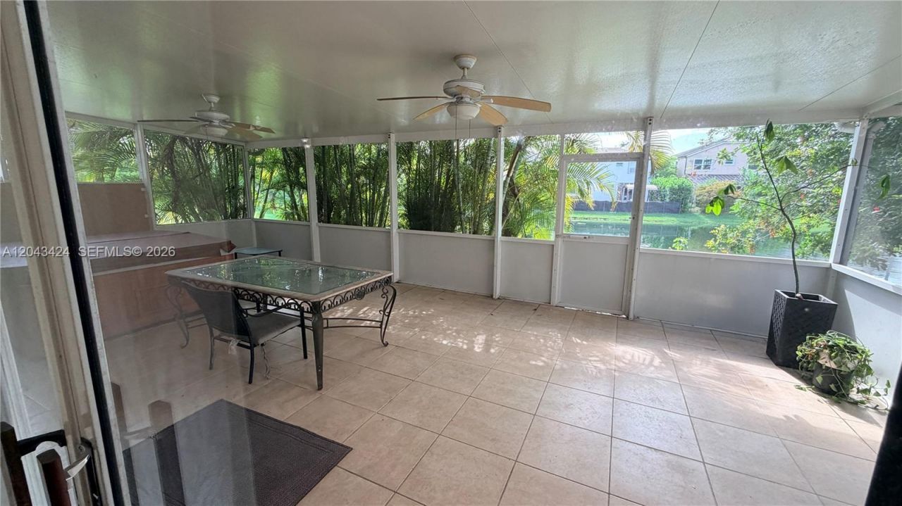 5569 NW 106th Dr, Coral Springs, FL 33076 Photo