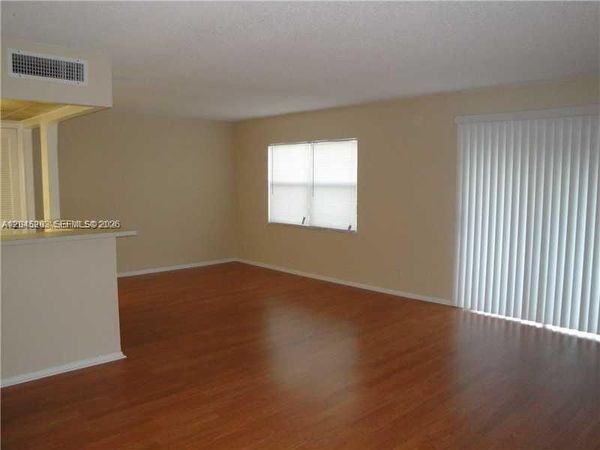 18111 NW 68th Ave , Unit I208, Hialeah, FL 33015