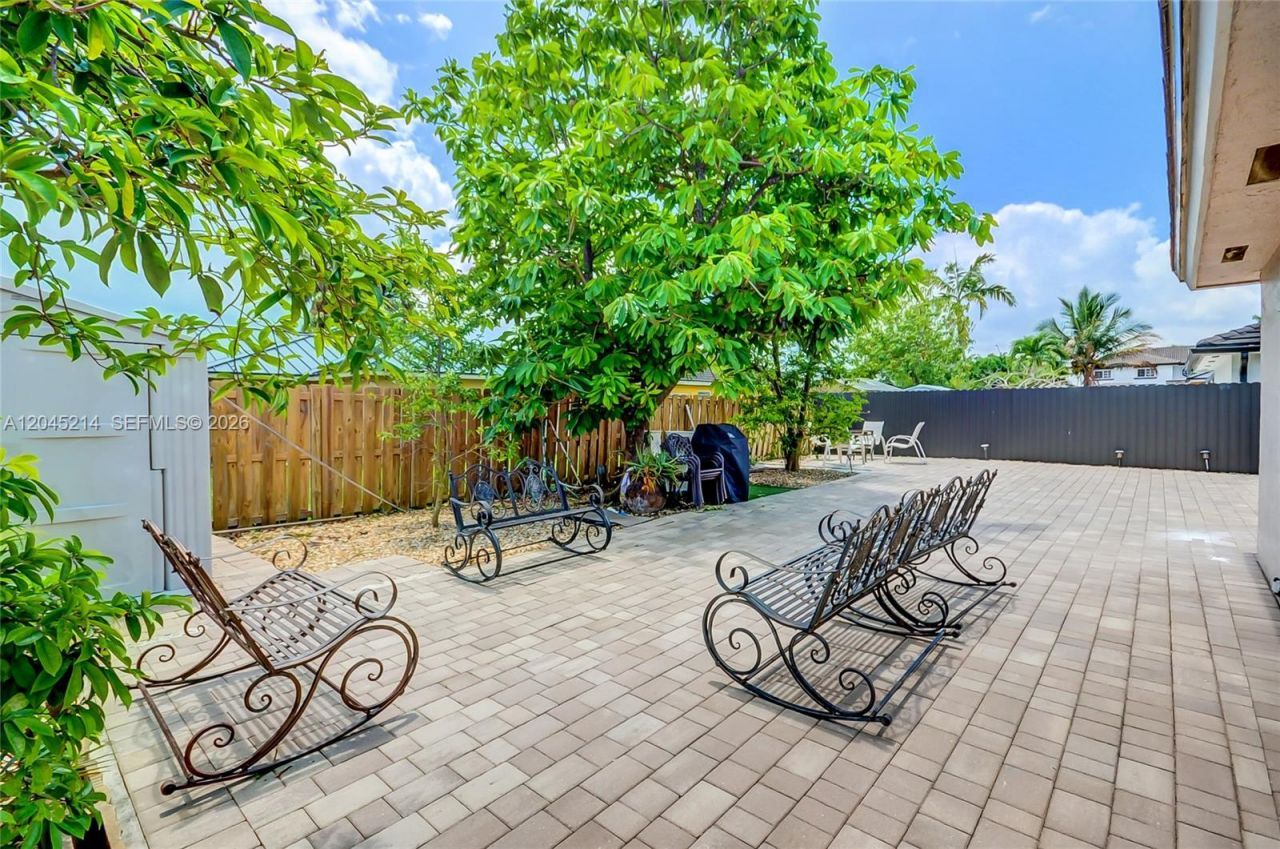 14368 SW 165th St , Miami, FL 33177 Photo