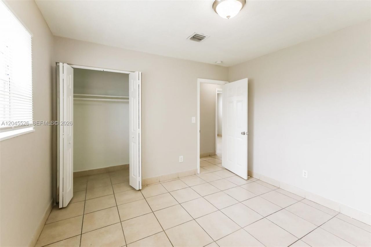 4115 NW 185th St, Miami Gardens, FL 33055 Photo