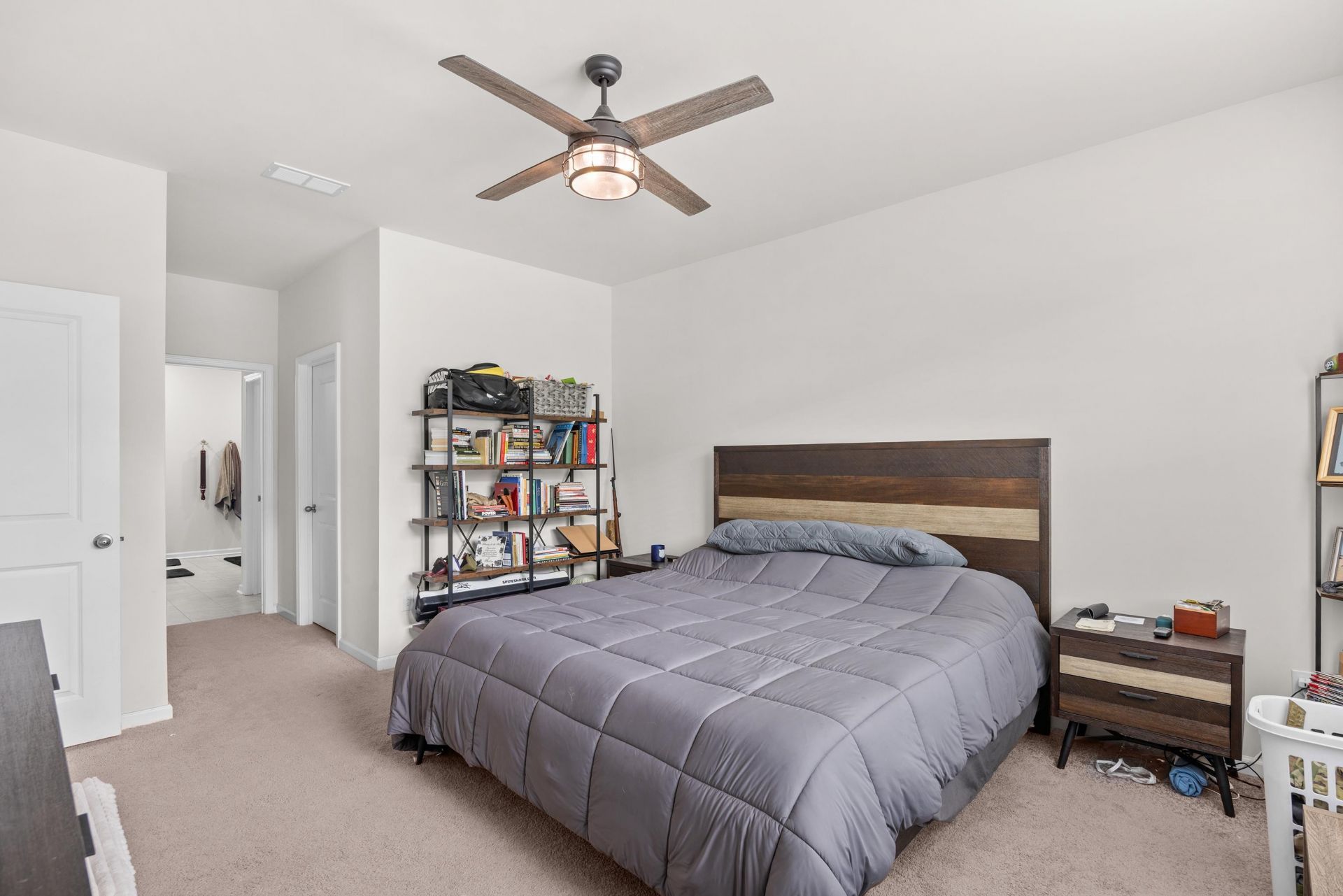 1216 Sennema Circle  Photo 19