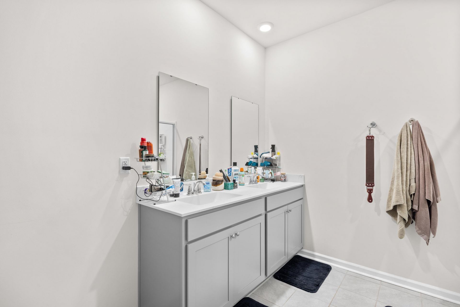 1216 Sennema Circle  Photo 20