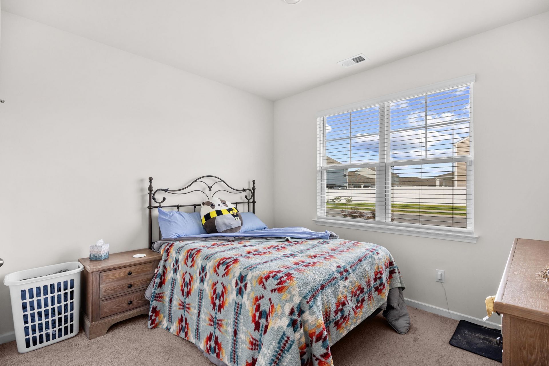 1216 Sennema Circle  Photo 27