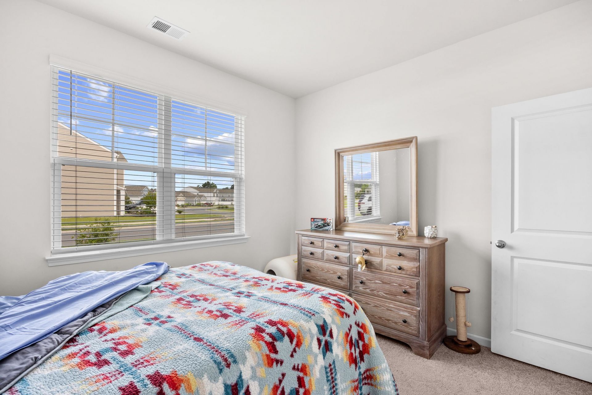 1216 Sennema Circle  Photo 28