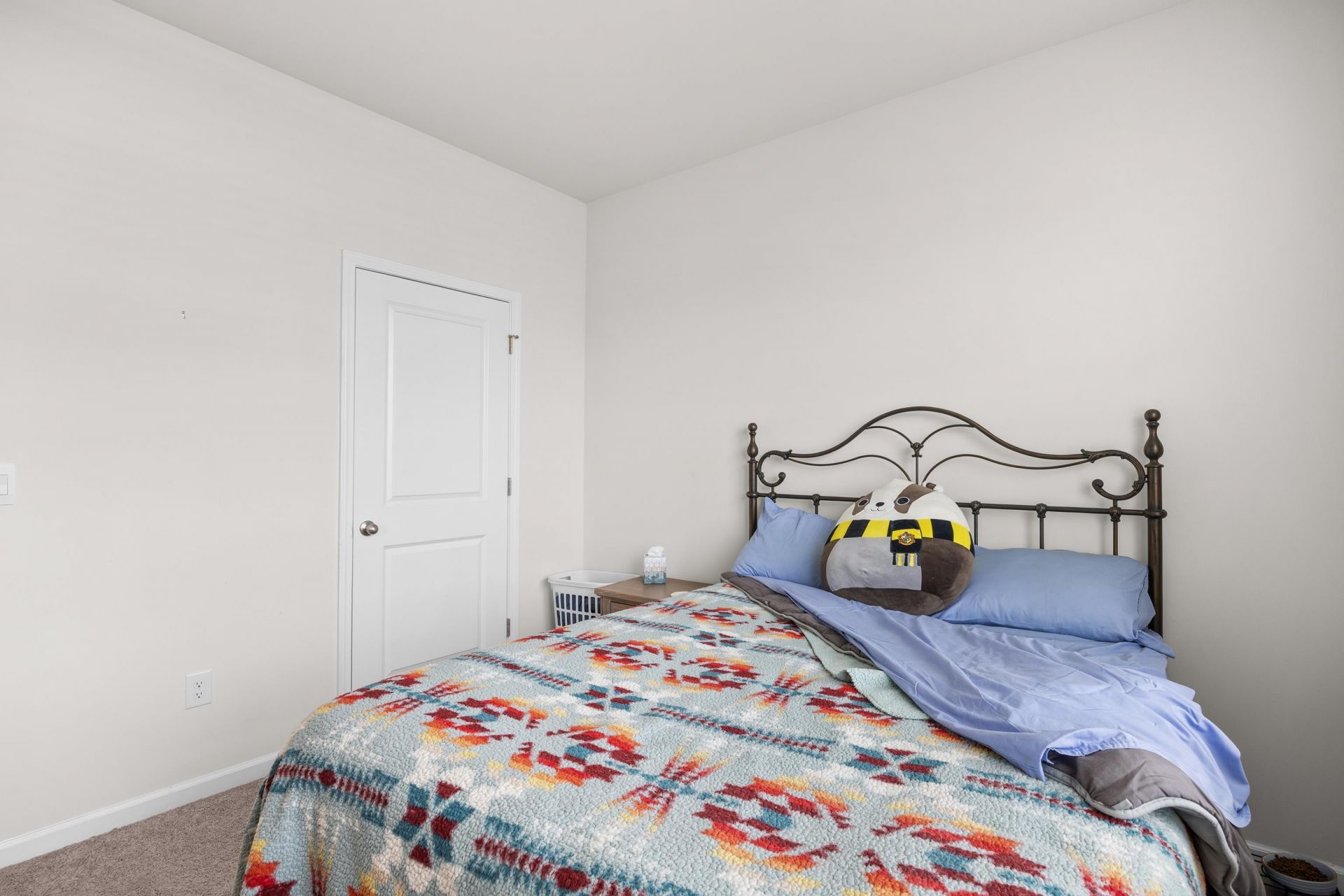 1216 Sennema Circle  Photo 29