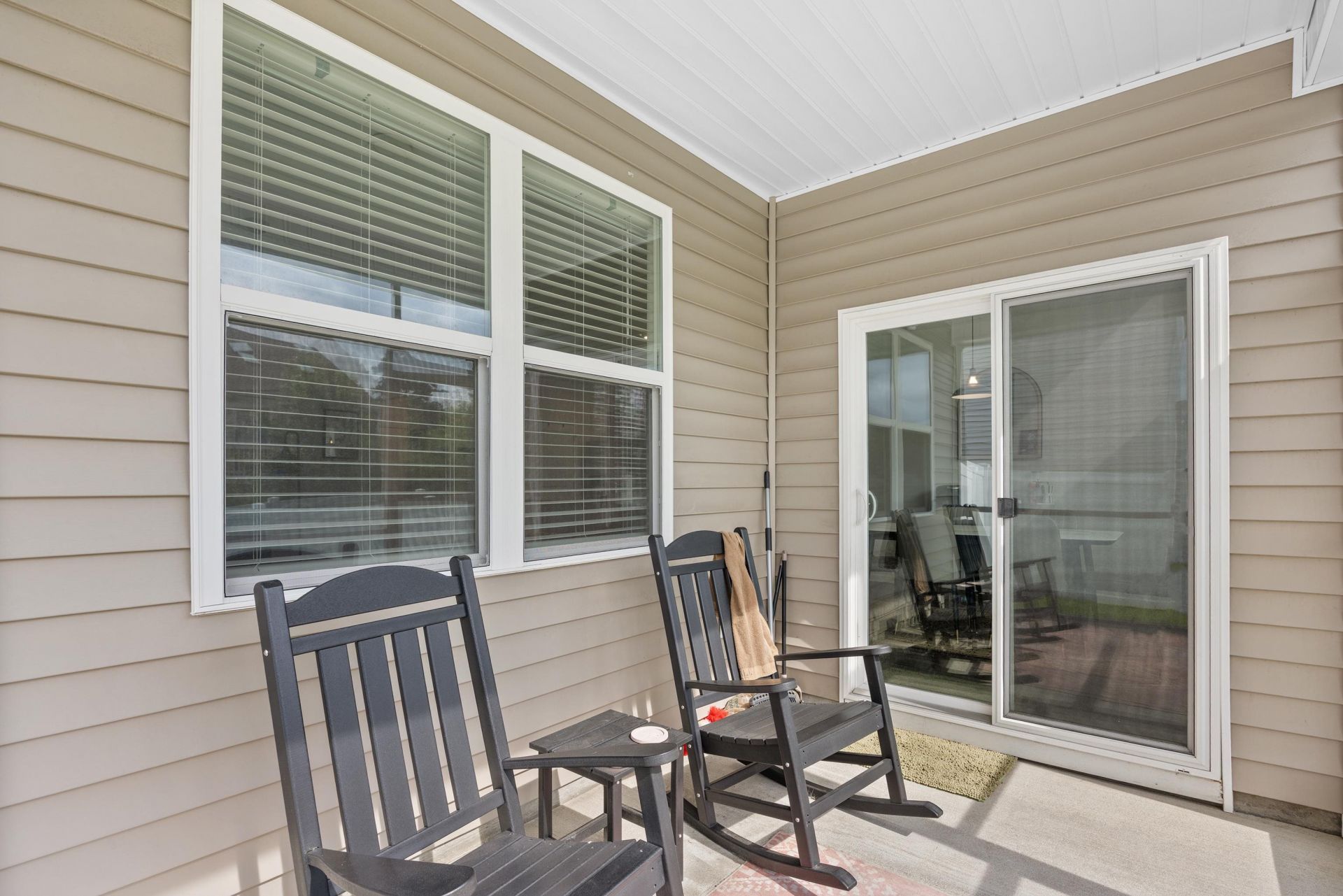1216 Sennema Circle  Photo 33