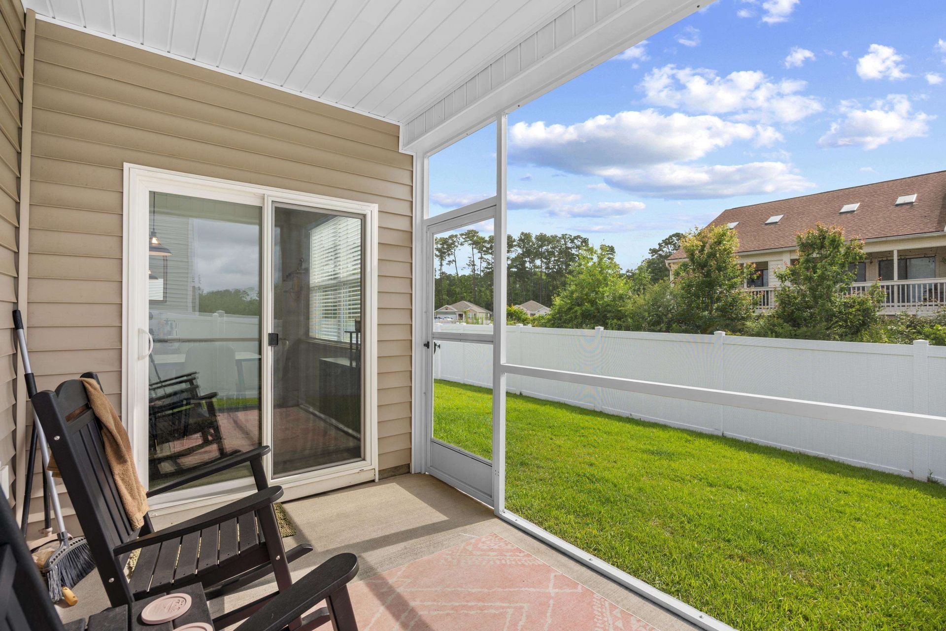 1216 Sennema Circle  Photo 34