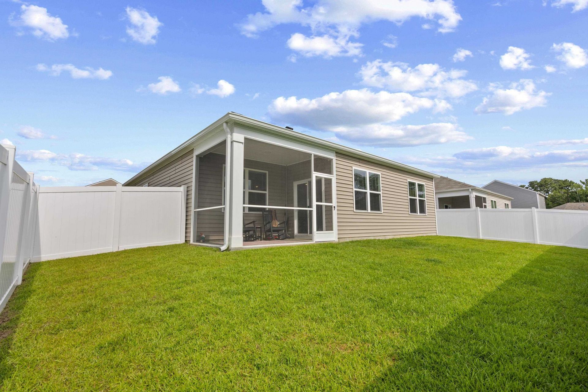 1216 Sennema Circle  Photo 37