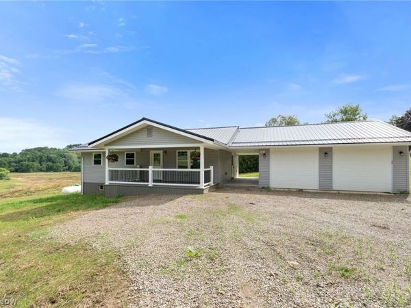 41 Penny Road SW, Carrollton, OH 44615