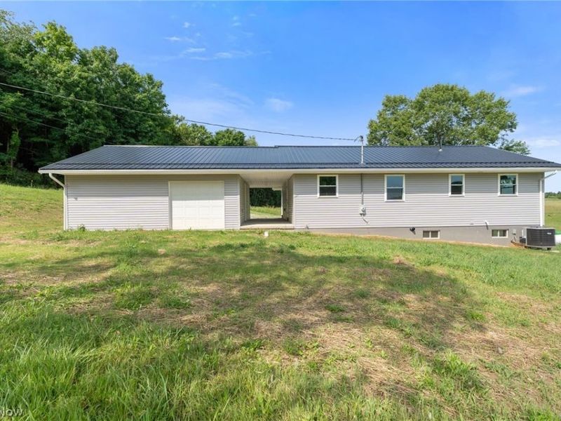 41 Penny Road SW, Carrollton, OH 44615 Photo 2