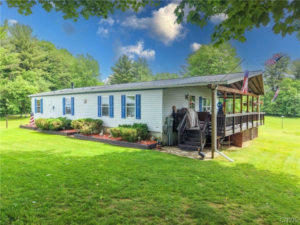28 Hawthorne Road, Fulton, NY 13069