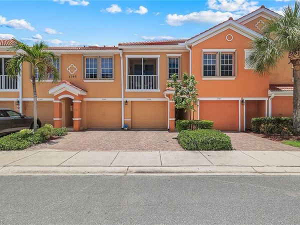 1795 Concordia Lake CIR , Unit 2508, CAPE CORAL, FL 33909