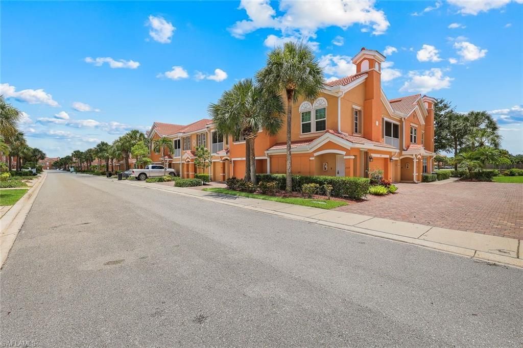 1795 Concordia Lake Cir, Unit 2508, Cape Coral, FL 33909 Photo
