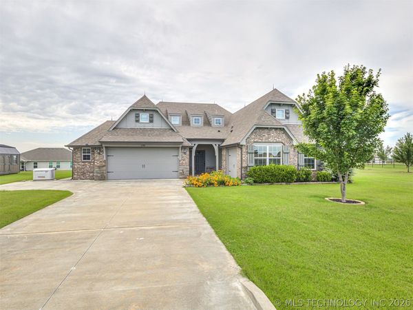 13301 N 59th East Place, Collinsville, OK 74021