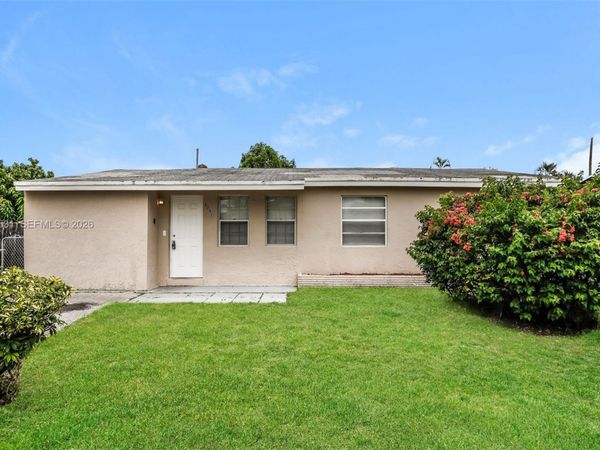 4951 SW 16th St , Plantation, FL 33317
