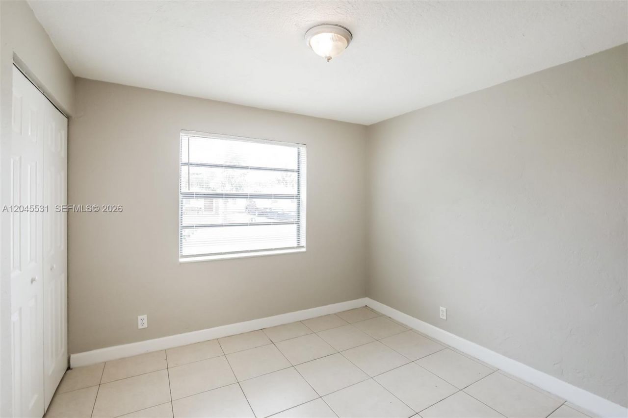 4951 SW 16th St, Plantation, FL 33317 Photo