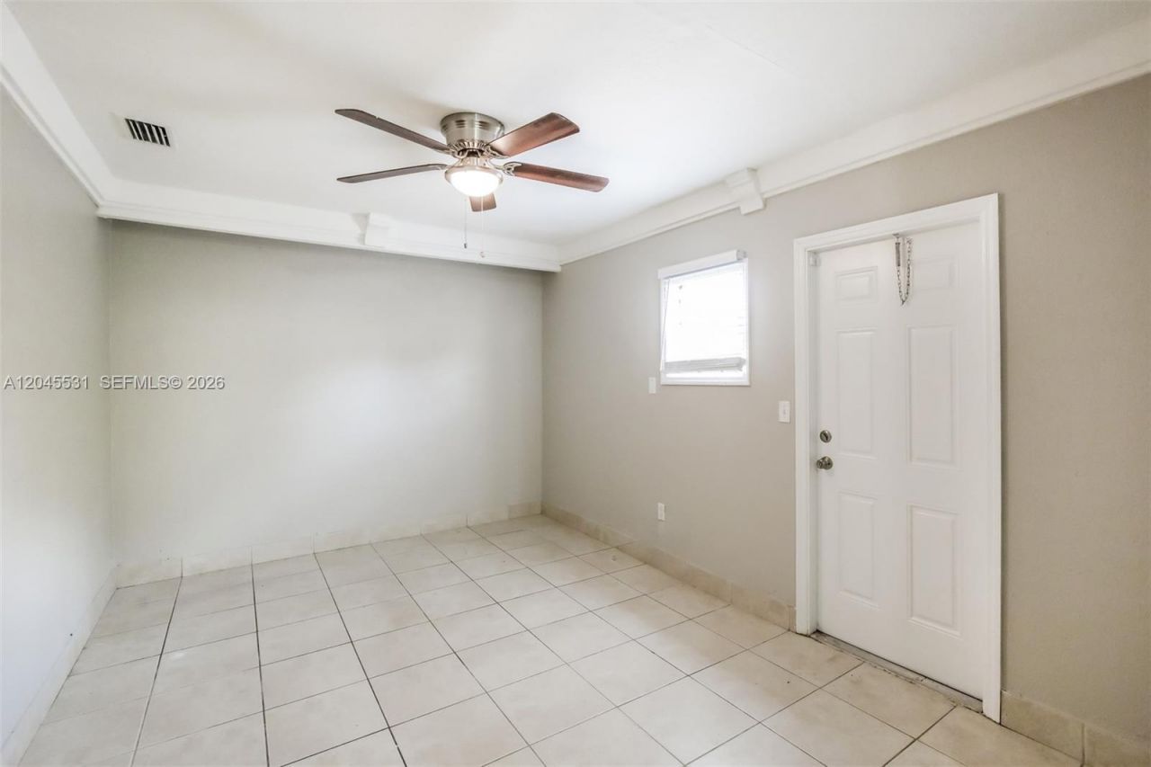 4951 SW 16th St, Plantation, FL 33317 Photo