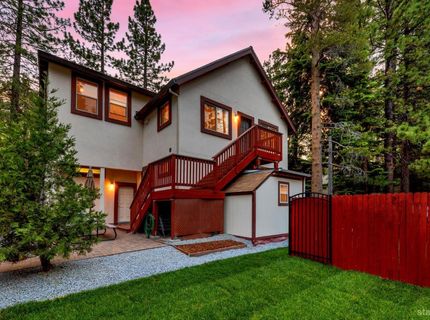 2046 Lukins Way, South Lake Tahoe, CA 96150 Photo