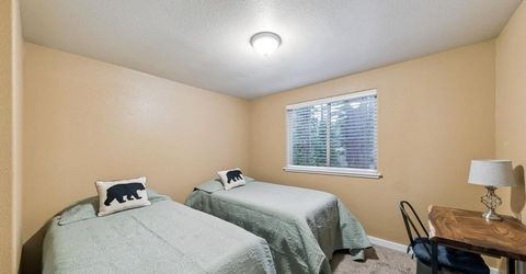2046 Lukins Way, South Lake Tahoe, CA 96150 Photo