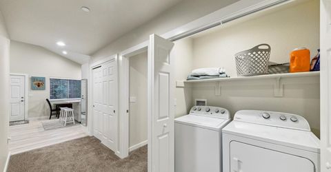 2046 Lukins Way, South Lake Tahoe, CA 96150 Photo