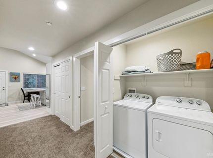 2046 Lukins Way, South Lake Tahoe, CA 96150 Photo