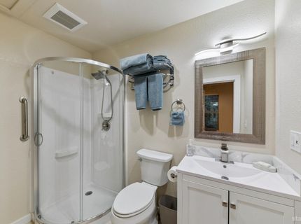 2046 Lukins Way, South Lake Tahoe, CA 96150 Photo