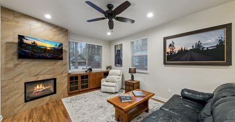 2046 Lukins Way, South Lake Tahoe, CA 96150 Photo