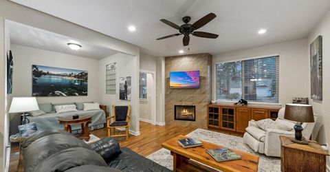2046 Lukins Way, South Lake Tahoe, CA 96150 Photo