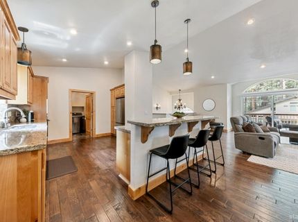 2276 Texas Avenue, South Lake Tahoe, CA 96150 Photo