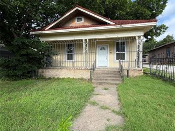 2405 Roosevelt Avenue, Fort Worth, TX 76164