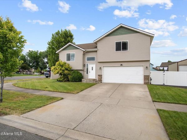 1576 N Firestone, Post Falls, ID 83854