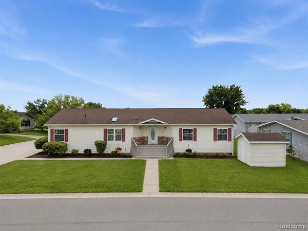 11078 Stony River Court, Green Oak Twp, MI 48178