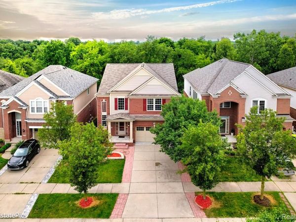 45149 Bartlett Drive, Novi, MI 48377