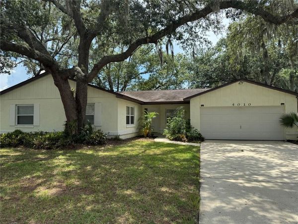 4010 WOODSONG DRIVE , ORLANDO, FL 32817