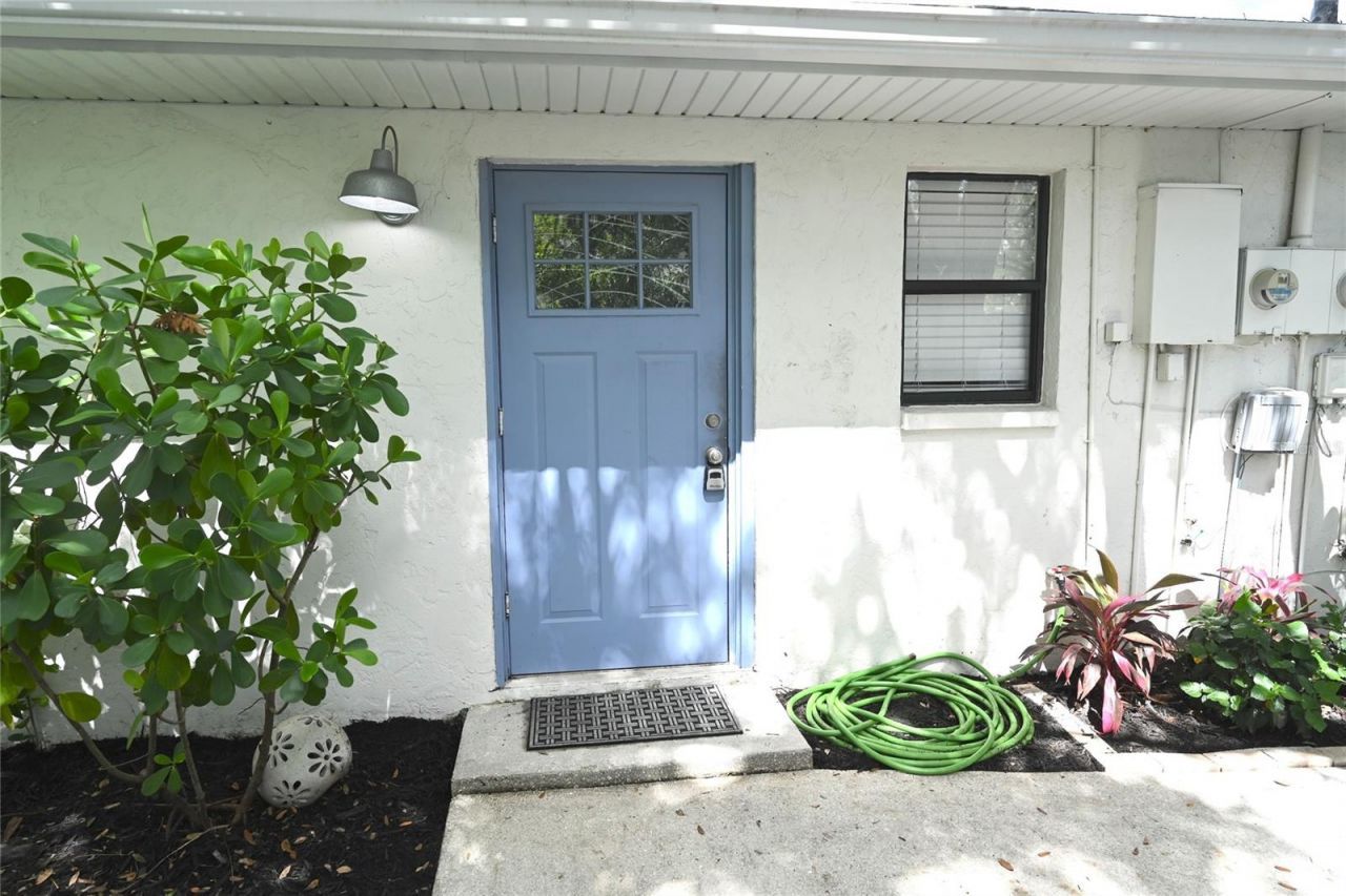 1976 Debbie Street, Sarasota, FL 34231 Photo
