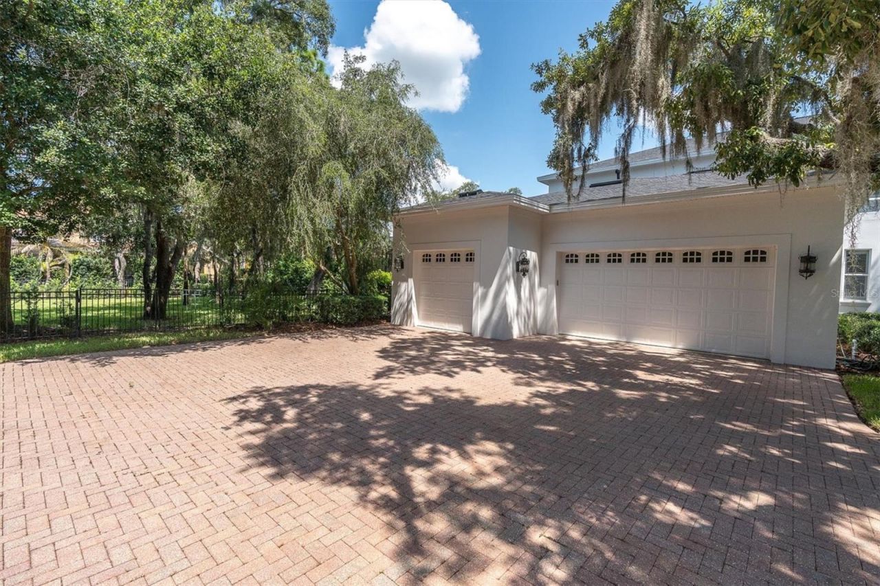 16301 Dunlindale Drive, Lithia, FL 33547 Photo