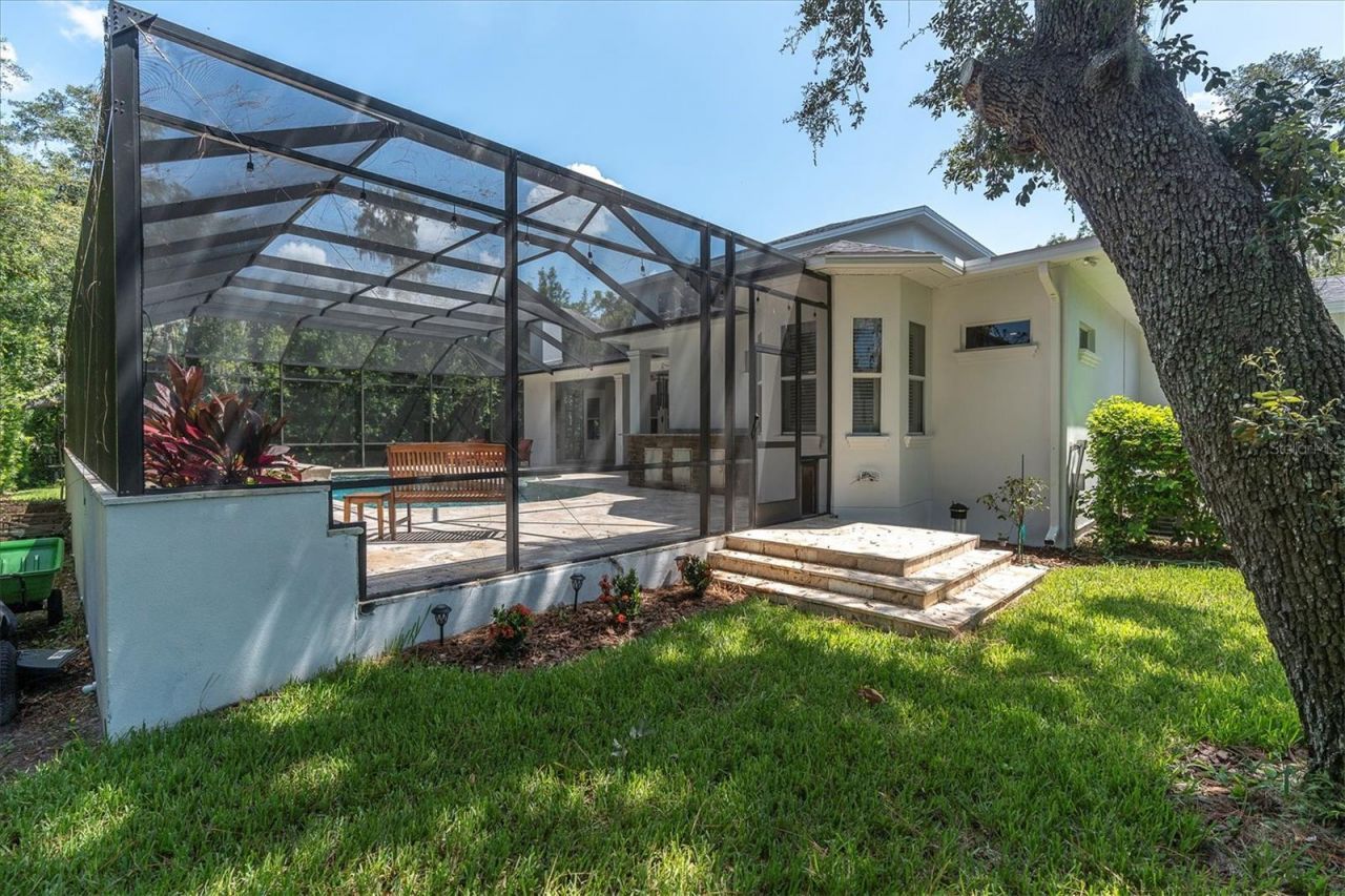 16301 Dunlindale Drive, Lithia, FL 33547 Photo