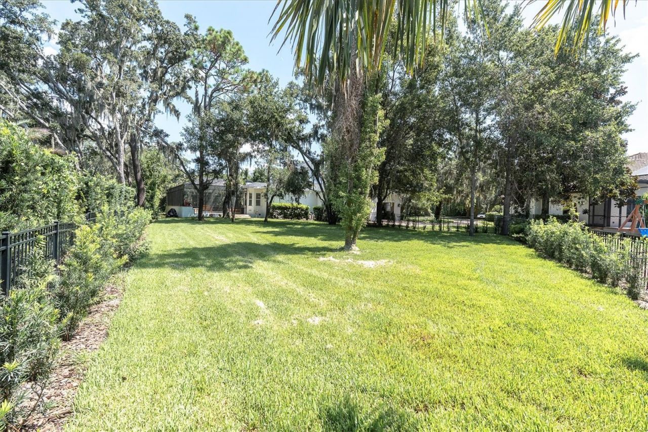 16301 Dunlindale Drive, Lithia, FL 33547 Photo