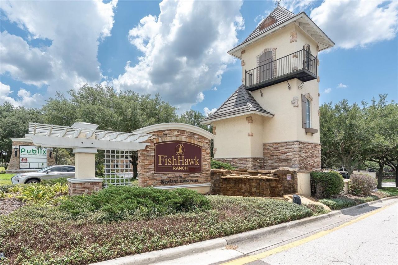 16301 Dunlindale Drive, Lithia, FL 33547 Photo