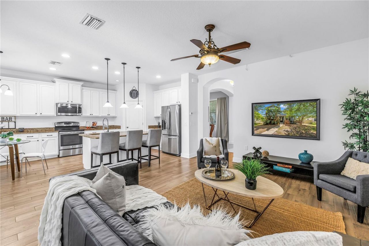 1133 14th Street N, Saint Petersburg, FL 33705 Photo