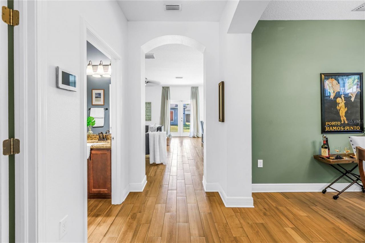 1133 14th Street N, Saint Petersburg, FL 33705 Photo