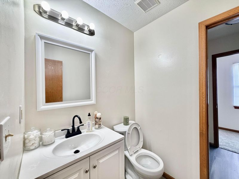 916 Lateglow Court, Newark, OH 43055 Photo 20