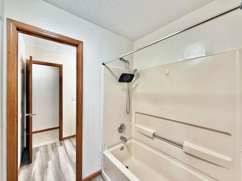 916 Lateglow Court, Newark, OH 43055 Photo 21