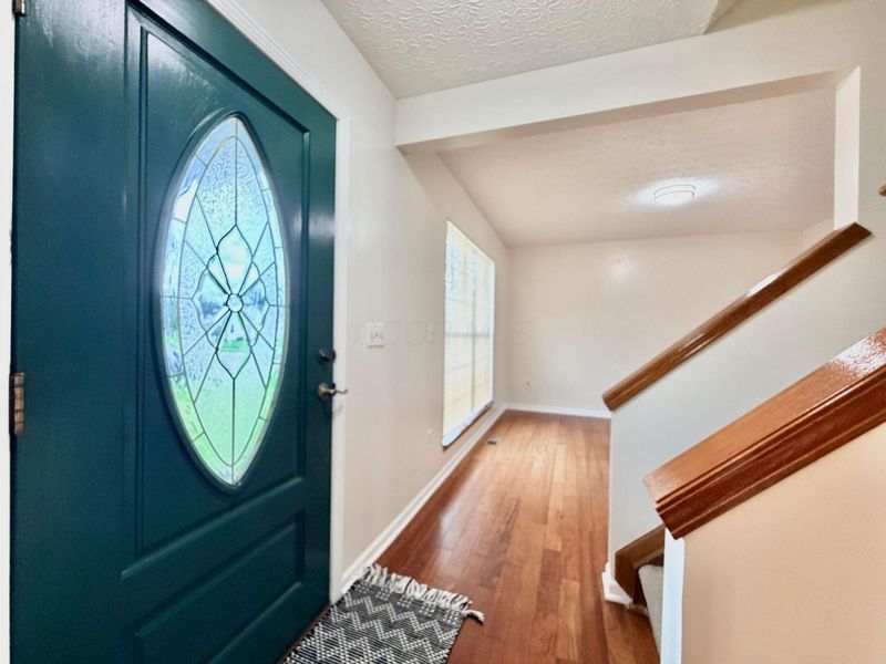 916 Lateglow Court, Newark, OH 43055 Photo 4