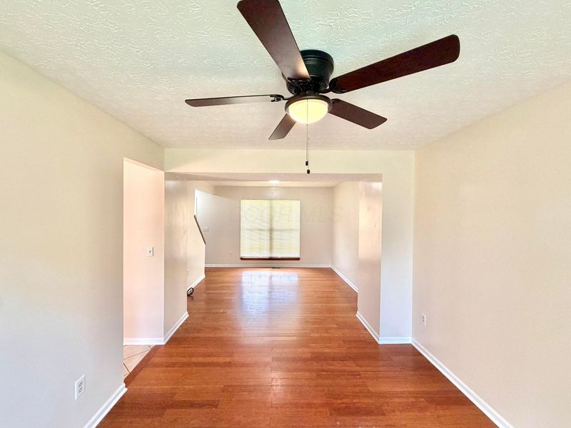 916 Lateglow Court, Newark, OH 43055 Photo 8